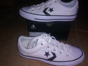 kids converse star player
