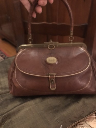 Borsa In Pelle Primi Del '900.Forma Molto Aggraziata E Femminile Una Vera  Chicca | eBay