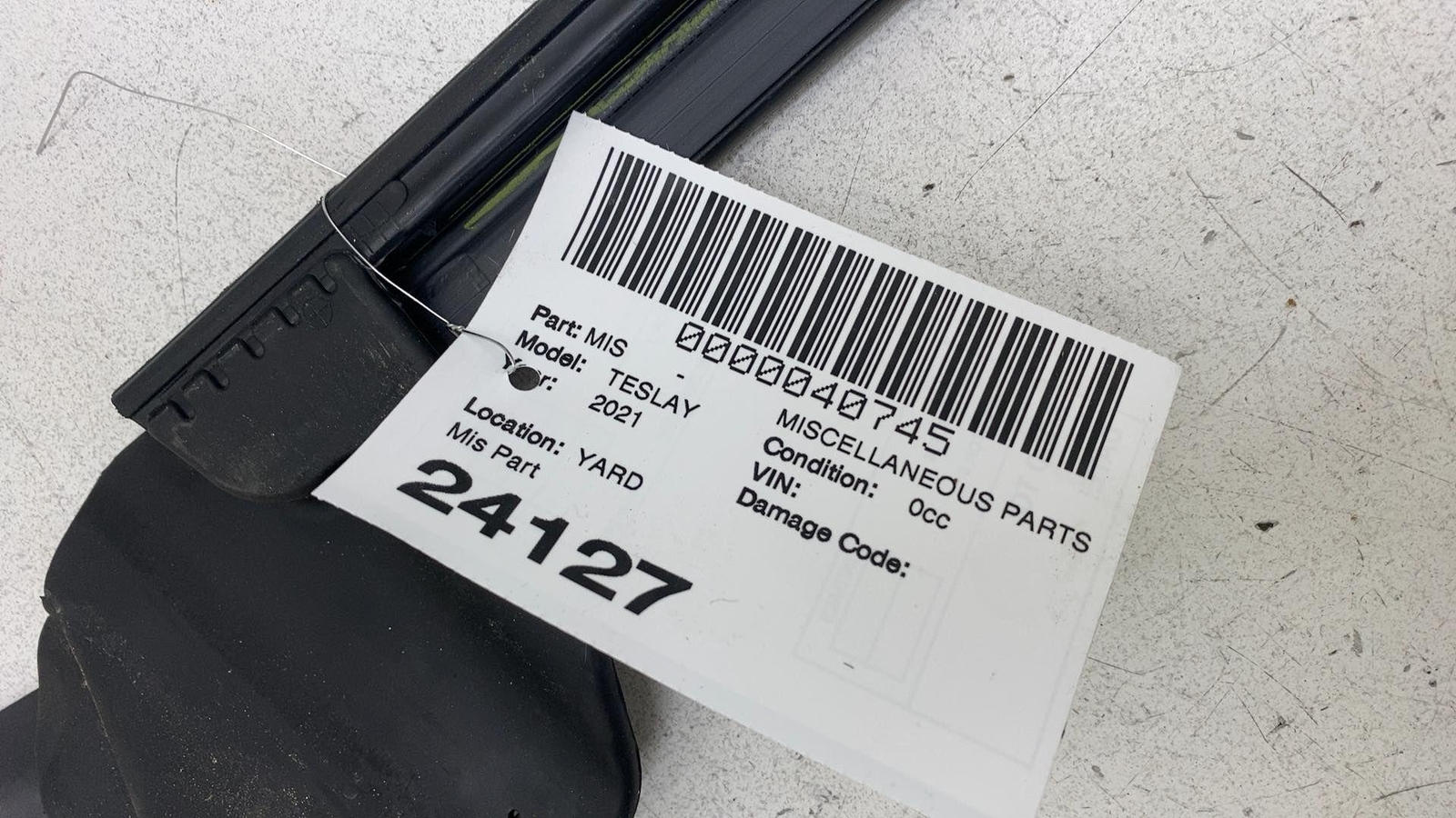 ⭕2020-2023 Tesla Model Y Rear Driver Side Door Inner Belt Seal Left 1500064-00-C
