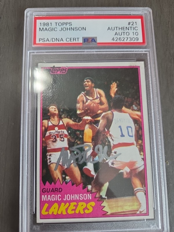 1981 tops Magic Johnson card number 21 autograph