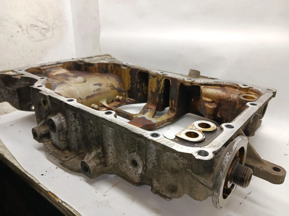 '08-'14 NISSAN ROGUE upper Oil Pan 2.5L OEM 6 Month Warranty! - Image 3 of 4