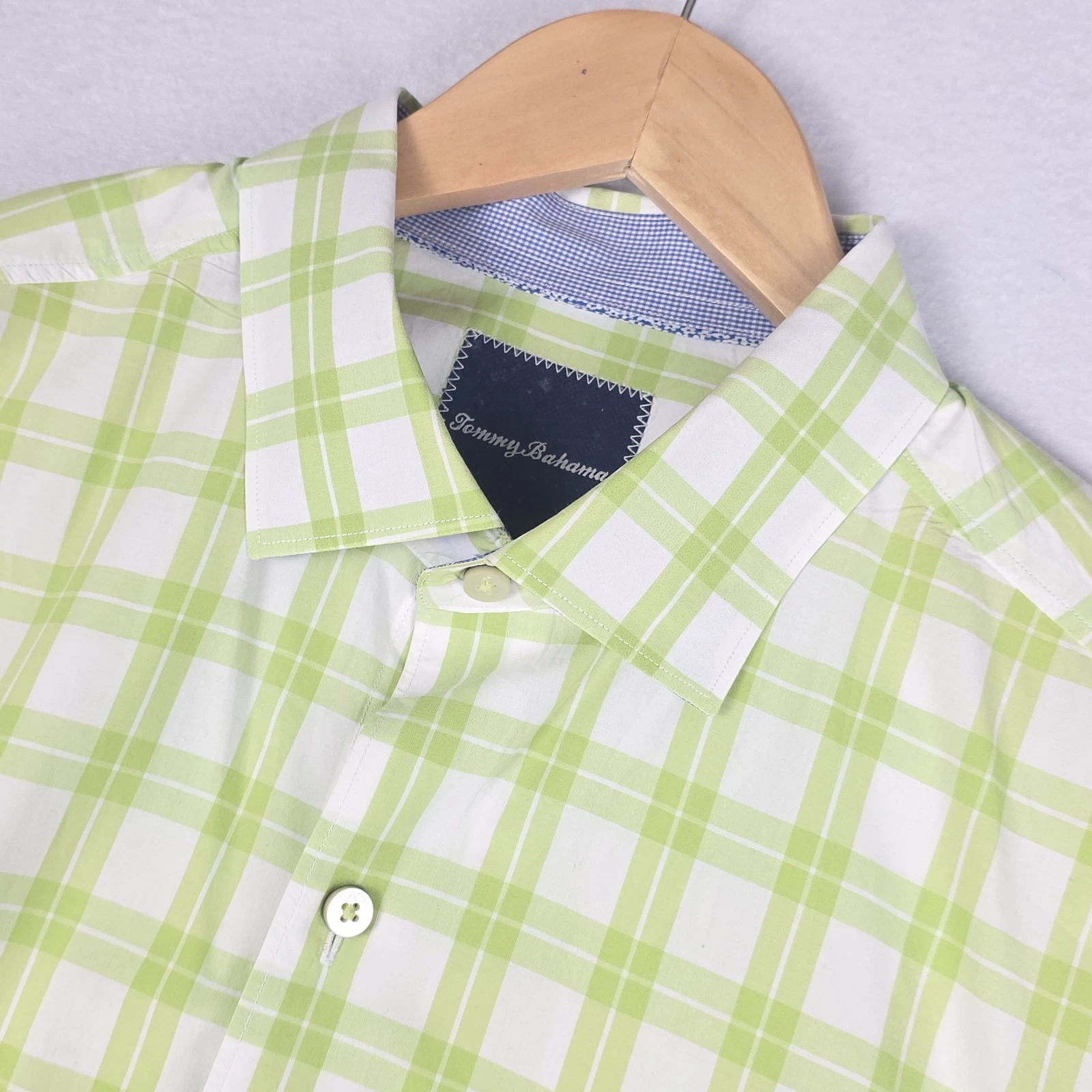 Tommy Bahama Mens Button Up Shirt L Bright Green Pima Plaid Pocket Logo Preppy