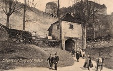 Postcard Castle ruins Cynast, entrance, visitors