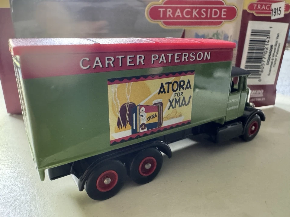 Lledo Trackside DG044036 Scammell 6-Wheel Box Van by Carter Paterson - Image 3 of 4