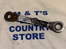 1997 Blue-Point Tools USA 15 & 17mm 12pt Offset Ratcheting Wrench RYAM1517