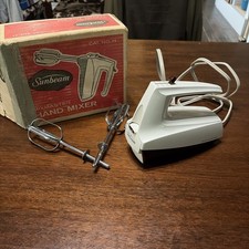 Sunbeam Mixmaster Vintage 1960s H Model Made In USA Handheld 3 Speed