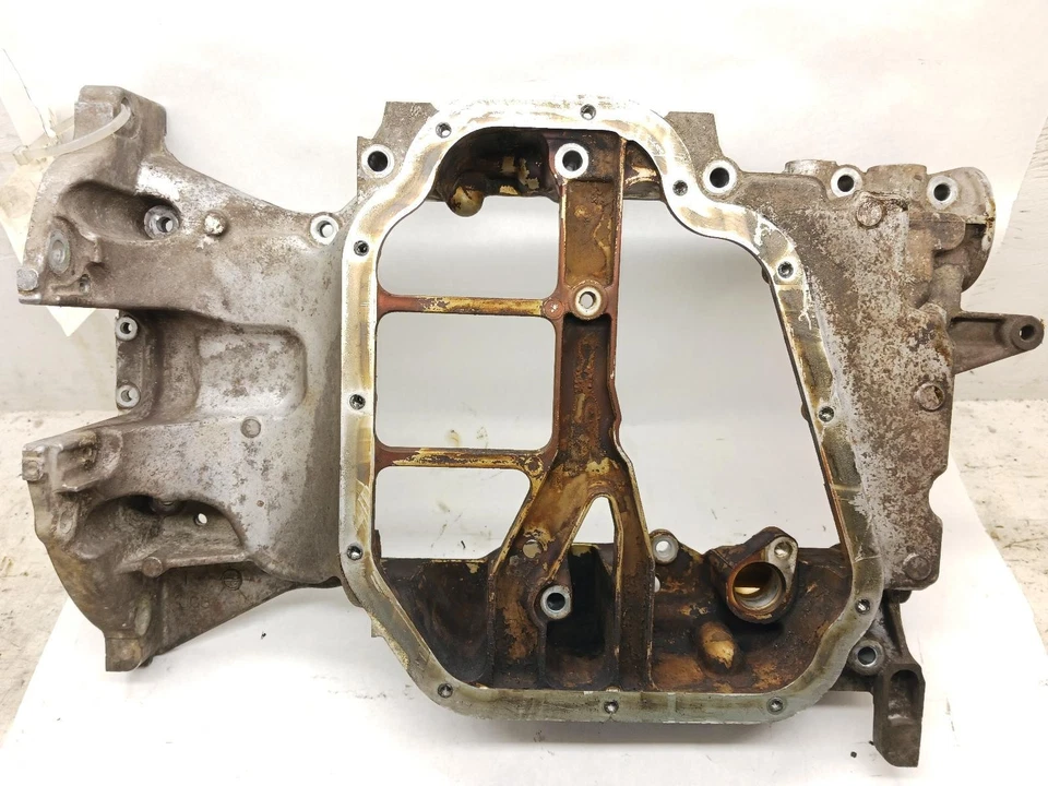 '08-'14 NISSAN ROGUE upper Oil Pan 2.5L OEM 6 Month Warranty! - Image 2 of 4