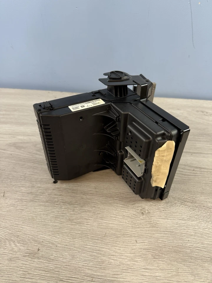 Volvo V70 P2 XC90 S60 S80 CEM body control unit 2.4 Diesel D5 30728542 12243779 - Image 2 of 4