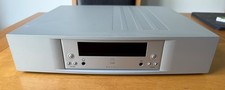 Linn Majik-i Integrated Amplifier in silver with remote control. Fully working.