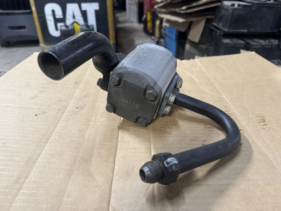 3EA-60-A5110 Hydraulic Pump Fits Komatsu FG15H-16 FG15HT-16 FG18H-16 GOOD USED - Image 4 of 4