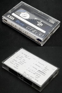 One(1) FUJI AXIA cassette tape GT IIx 50 BL Japan version Very good condition