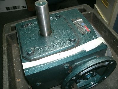 GROVE GEAR BMQ BMQ13002 FRAME 140TC RATIO 30 HP 2.56 SHAFT 1-1/4