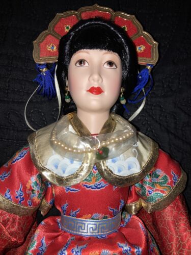 Vintage~Yu-Han Empress of the Chinese Tang Dynasty~Danbury Mint~Doll~@21"~1989 - Afbeelding 1 van 12