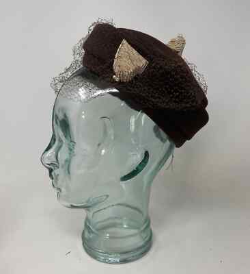 Vintage 1950s Brown Felt Pillbox Hat Birdcage Veil Pearl  display picture 1