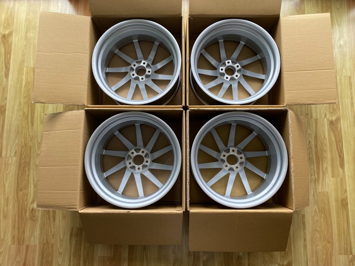 NEW: Vossen CVT - 20” Staggered (20x9 fronts / 20x10.5 rears
