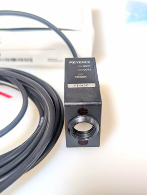KEYENCE FT-H20 Plastic Fiber Optic Sensor, Digital DC SPST Panel Mt, Cable New.