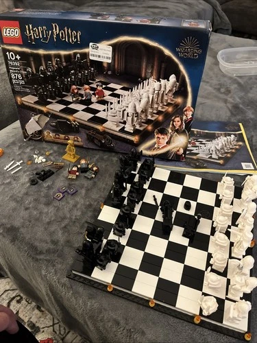 LEGO 76392 Hogwarts Wizard's Chess Board 99.99% Complete Set READ DESCRIPTION