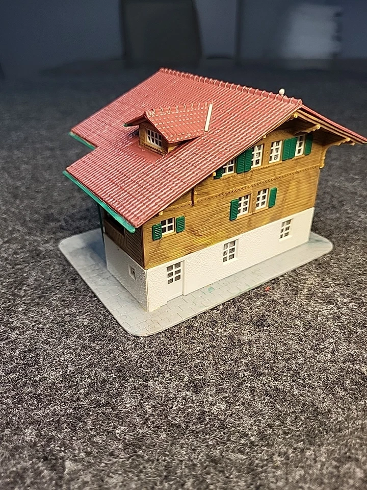 Kibri B-8042 HO Sigriswil Alpine Chalet Casa de Campo Selva Negra Totalmente Montado  Foto 4 de 4