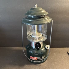 VTG Coleman 288A700 Two Mantle Adjustable Lantern Green 6/1989 VGUC Need Mantles