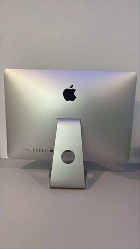 Apple iMac Retina 21.5" (4K, Mid-2017) - 3.4GHz Core i5-7500 - 8GB - 1TB - Picture 5 of 8