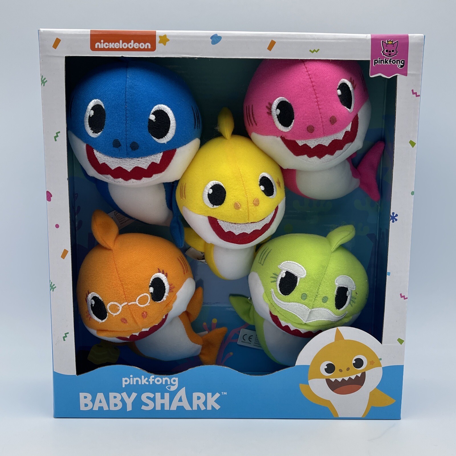 Peluches Baby Shark Famille Jemini 024073 de 15CM pour Décoration Chambre Enfant