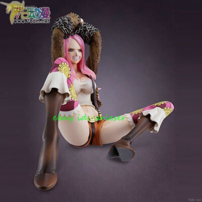 Mega House Pop One Piece Dx Series Jewelry.Bonney Statue Figure In
