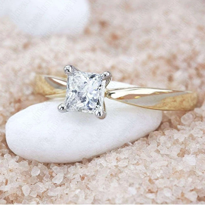 IGI 1.00Ct Princess E VS1 Lab Grown Diamond Engagement Ring In 14k Two Tone Gold - Image 4 of 4