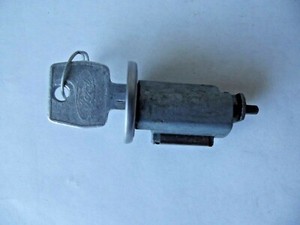 Vintage 1960 S 1970 S Ford Door Lock Assembly 1 Ford Car Keys 3 Cylinder Ebay