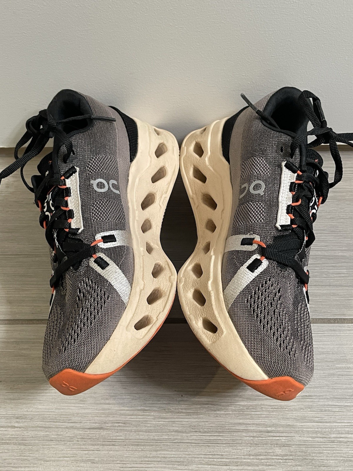 On Cloud Eclipse Running Shoes Dark Gray Sand Tan… - image 5