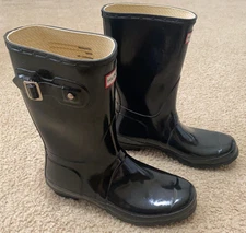 Hunter Original Womens Short Rain Boots Gloss Black US Size 7 NWOB