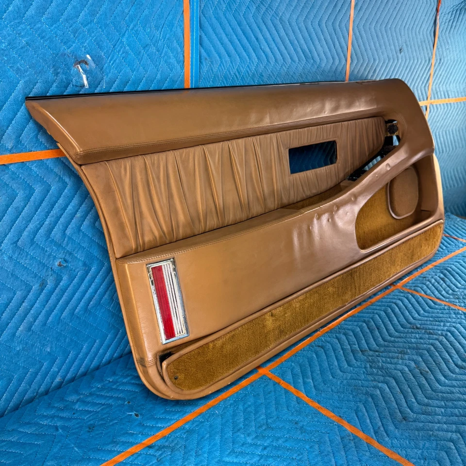 Chrysler TC Maserati 1989-1991 46 k puerta izquierda panel interior fabricante de equipos originales Foto 3 de 4