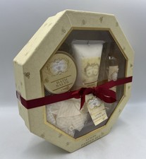 Royal Jelly Gift Set 200ml Shower Gel + Body Lotion + Bath Salts Spa Gift - New