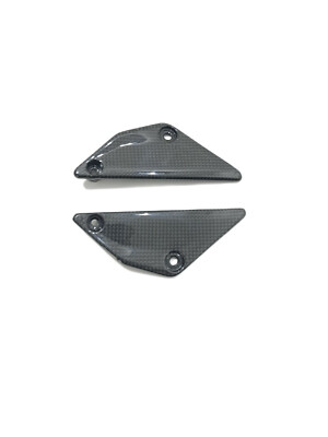 SATTELUNTERLAGE CARBON 100% GLÄNZEND DUCATI HYPERMOTARD 698 MONO RVE