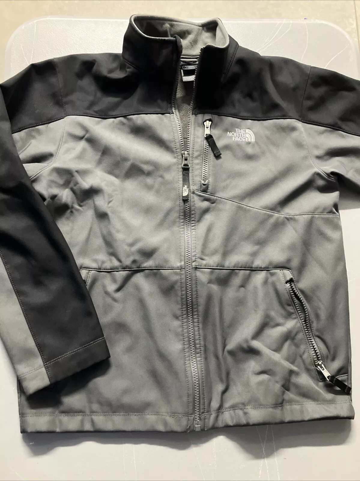 north-face soft shell zipper pockets jacket
