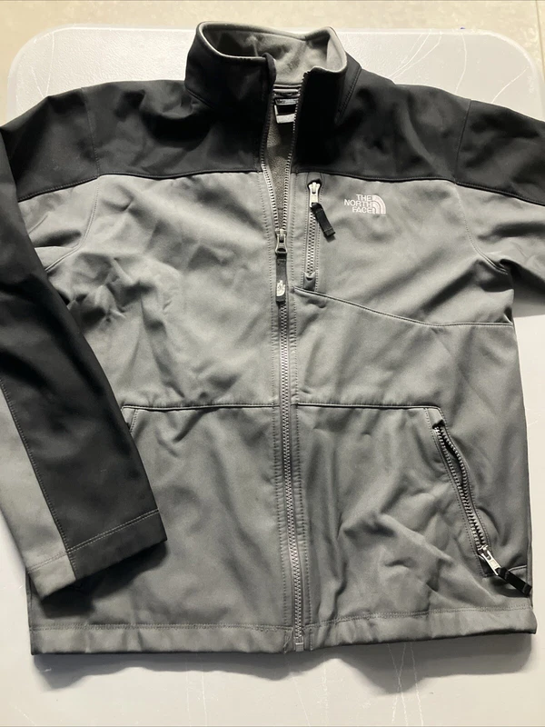 north-face soft shell zipper pockets jacket