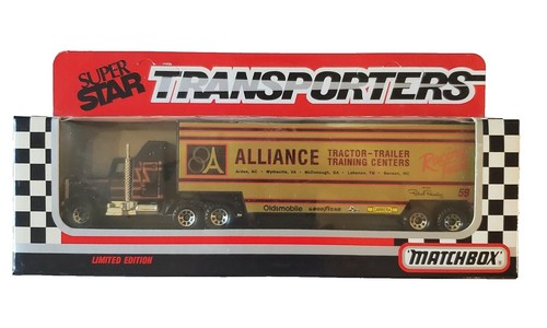 Matchbox Kenworth Cabover Malone Et Tracteur Superboss – échelle 1/85