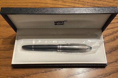 Montblanc Meisterstück Solitaire - Doué Black&White Fountain Pen 146 (101403)