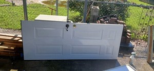 32inch Metal Exterior Door with Casing Asking $50 White