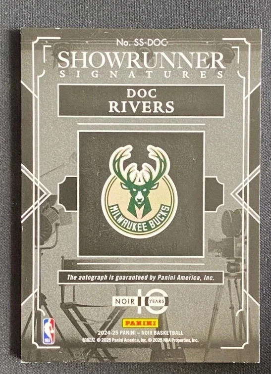 Doc Rivers 2024 - 25 帕尼尼黑色 Showrunner 签名签名 16/99 #SS-DOC — 第 2/2 张图片