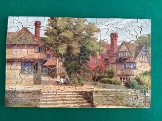 VINTAGE 1931 WOODEN ACADEMY PUZZLE “DUNSTER VILLAGE SOMERSET”. 85 PCS