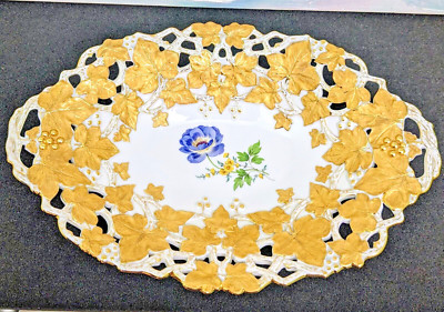 VTG MEISSEN Reticulated Centerpiece Bowl: Gold Gilt Leaves, Blue Anemone, 12.7''