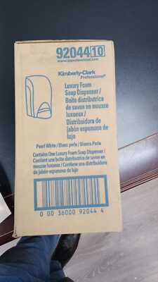 Kimberly Clark Soap Dispenser 92044 10 New