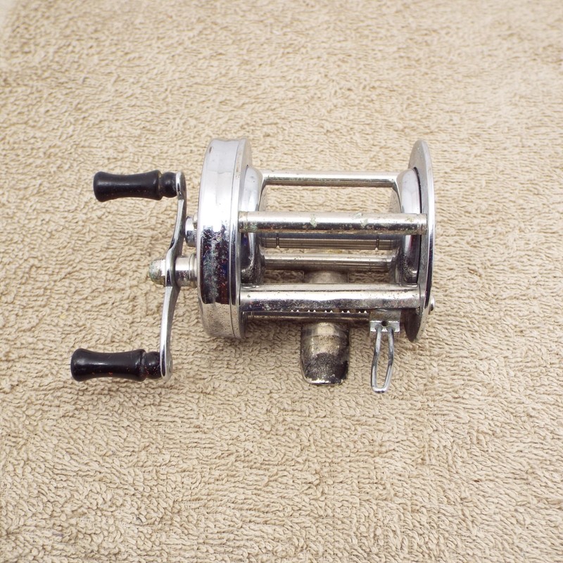 SHAKESPEARE 1905 DEUCE MODEL FE antique fishing reels vintage