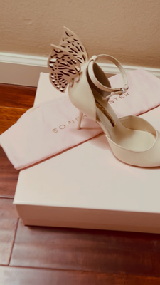 NEW Sophia Webster Flutura Nude Patent Butterfly Wings Heels 