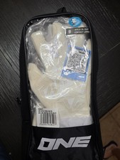 ONE OG1 Contra VISION HYLA SL Goalkeeper Gloves Size 9  Awesome Item