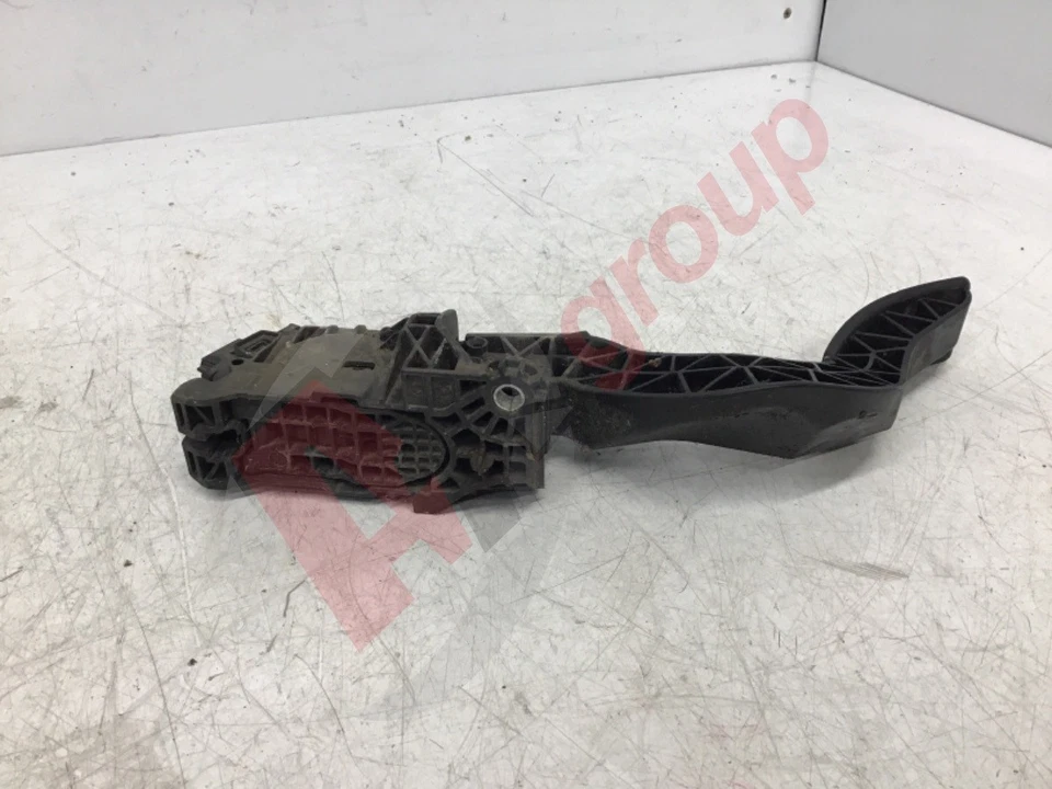 Polestar 2 EV Throttle Pedal Accelerator 2021 32264189 - Image 2 of 4