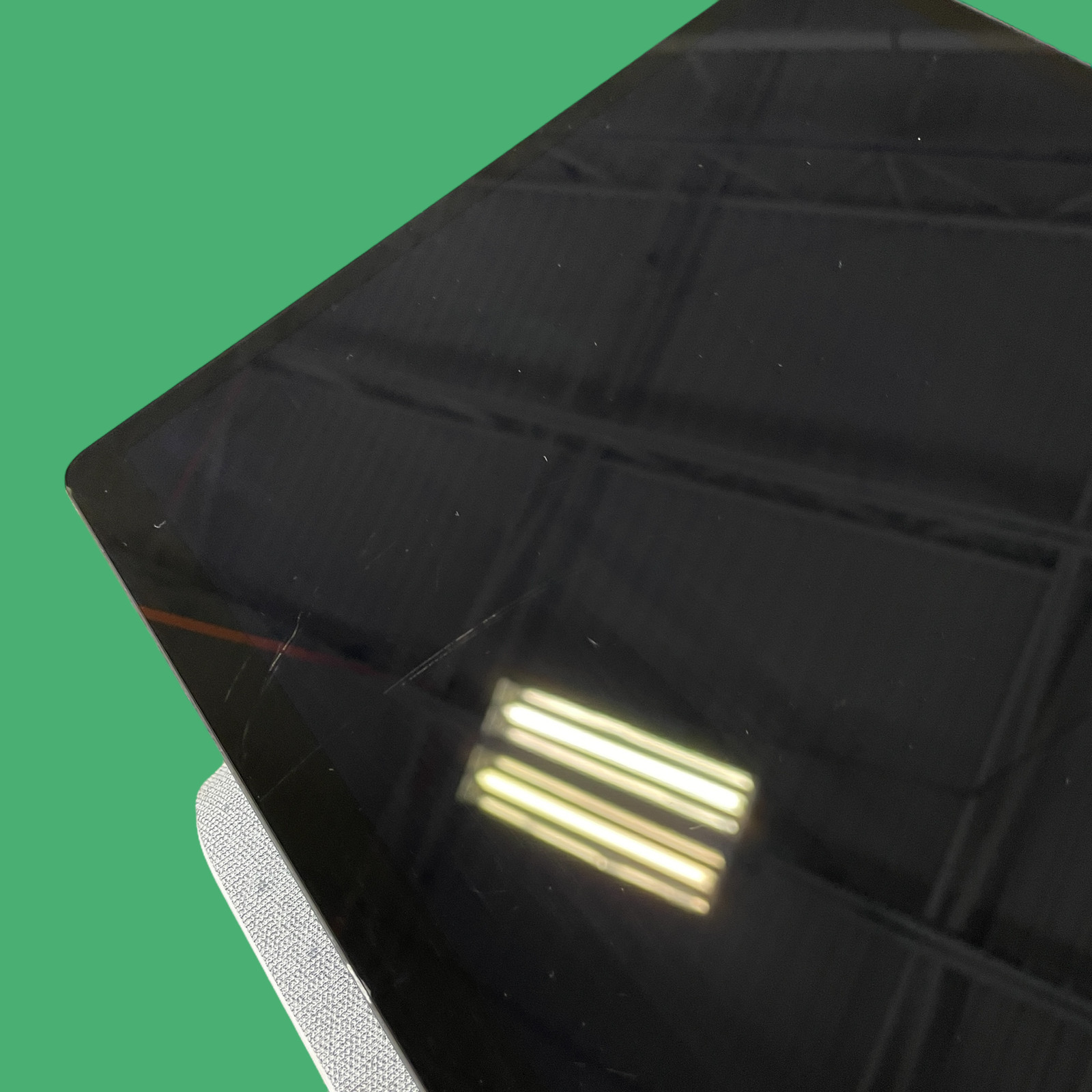 Meta WT74BL Facebook Portal Plus Smart Video Caller Black #U9687 (AD)