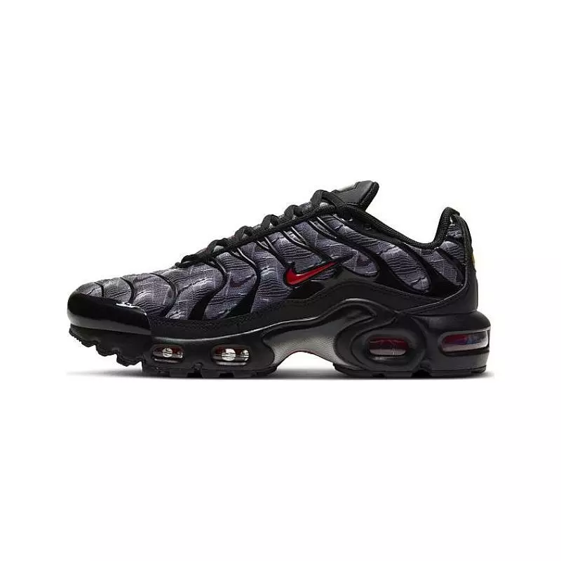 Nike air max on sale plus black junior
