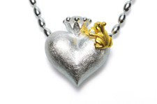 Froschkönig Herz mit Frosch Süßwasser Perle Anhänger Drachenfels Silber D FR 371