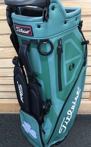 titleist golf bag green